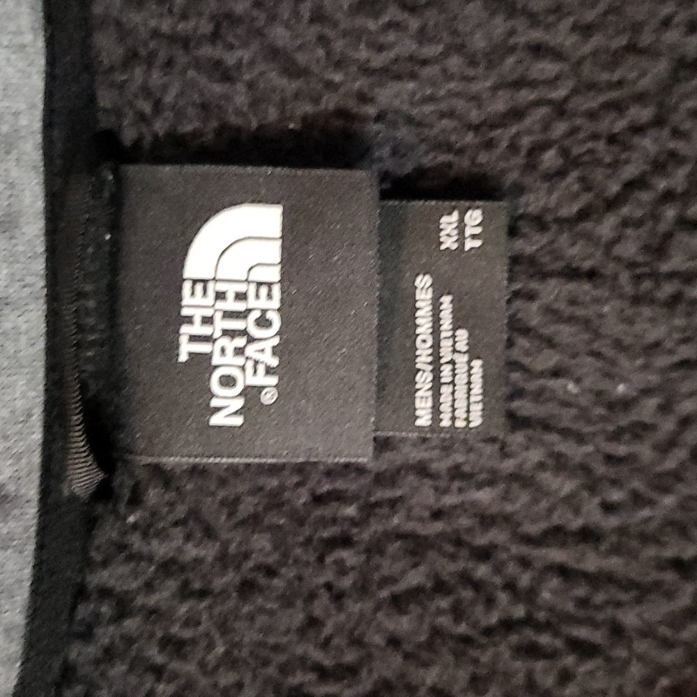 The North Face fleece lined coat - Picture 2 of 4